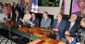 Miembros del Comité Político PLD llaman a Leonel a expresar sus posiciones en las cámaras legislativas