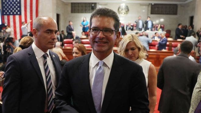 Quién es Pedro Pierluisi, el sucesor de Rosselló como gobernador de Puerto Rico tras una controvertida juramentación