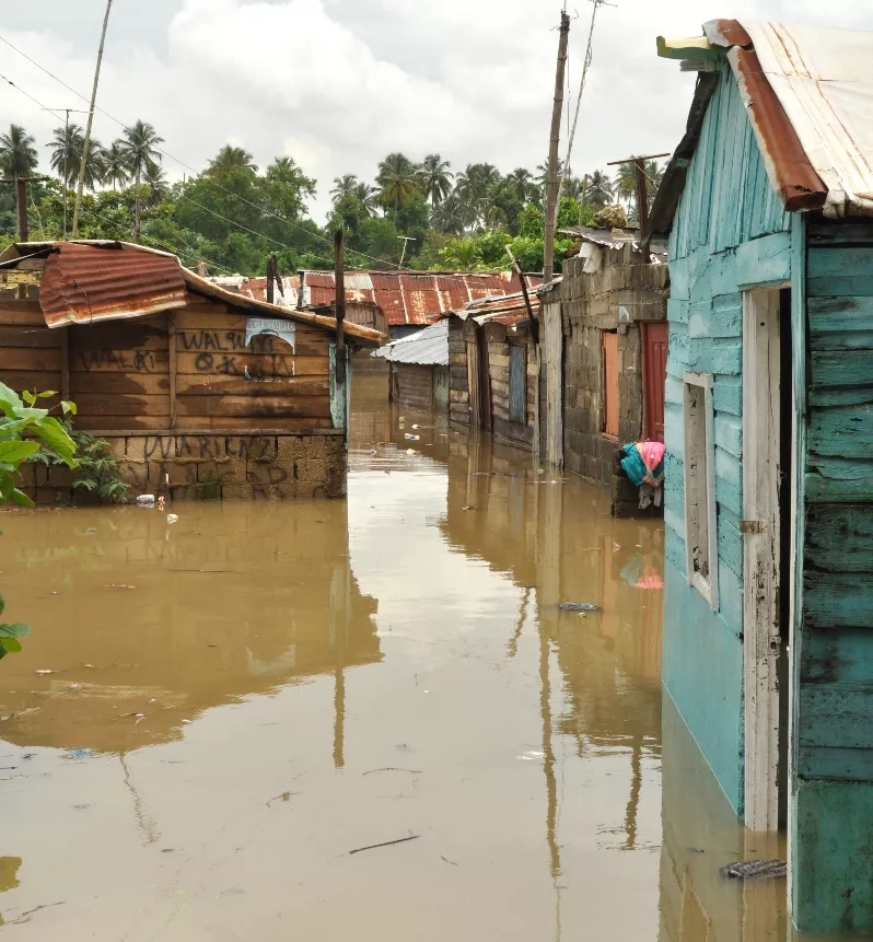 Un muerto y 40 casas inundadas por lluvias