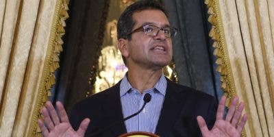 Gobernador de Puerto Rico insta a “corregir desigualdades” en ciudadanía puertorriqueña