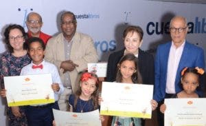 Casa Duarte premia niños ganadores de concurso