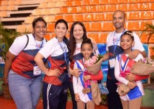 Esplendor en una competencia de patinaje