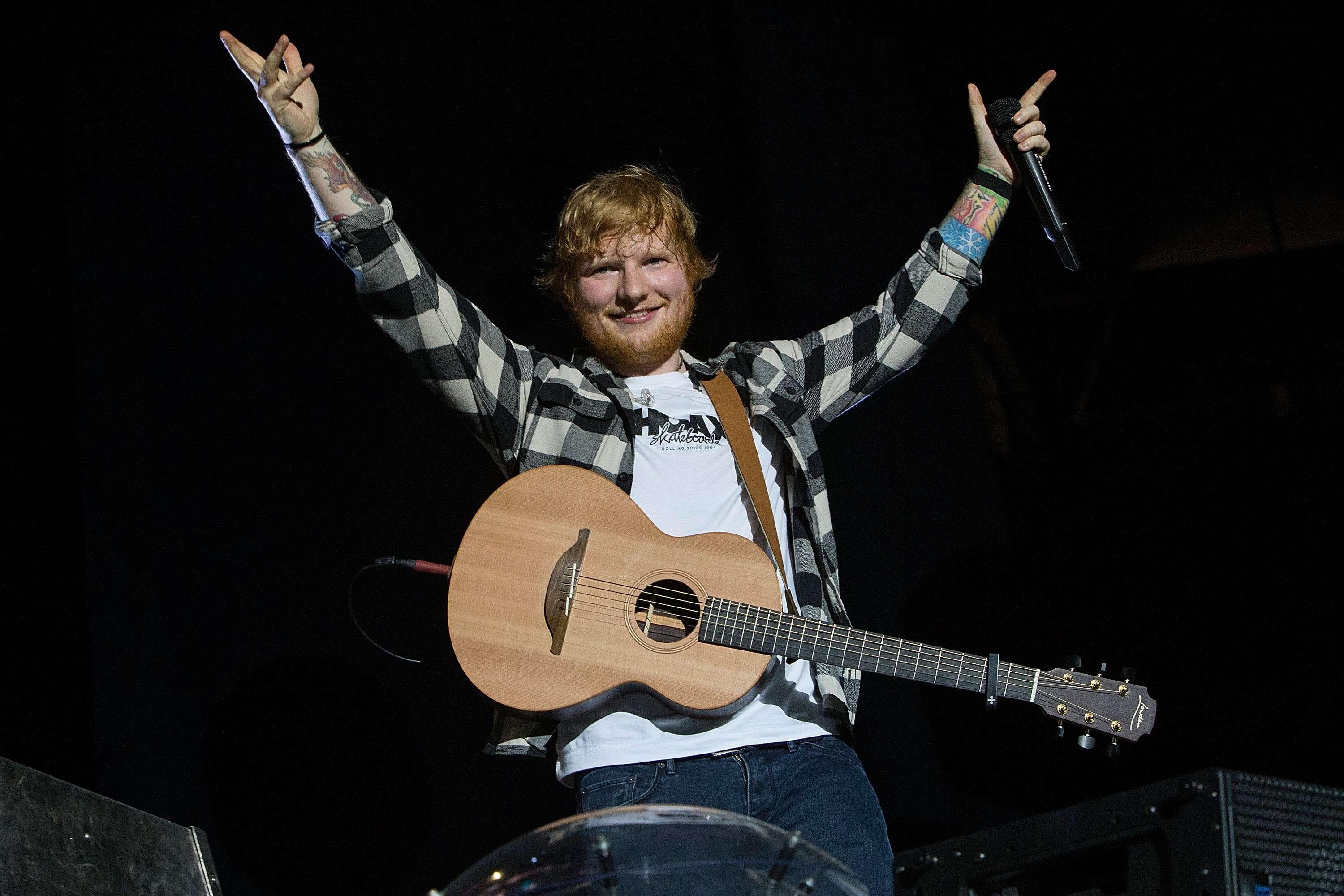 El cantante Ed Sheeran se alejará de los escenarios durante un año y medio