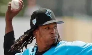 Ureña podría volver de cerrador Marlins