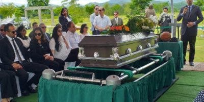 Familiares y amigos despiden a Frank Prats