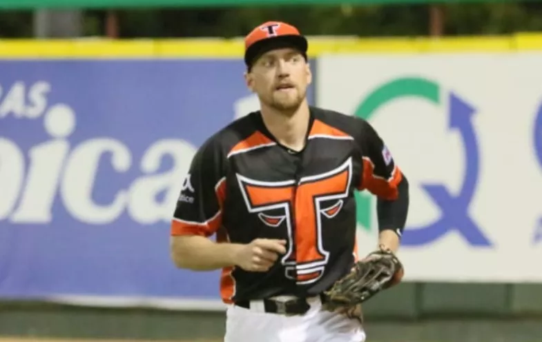 Peterson y O'Brien regresan con los Toros