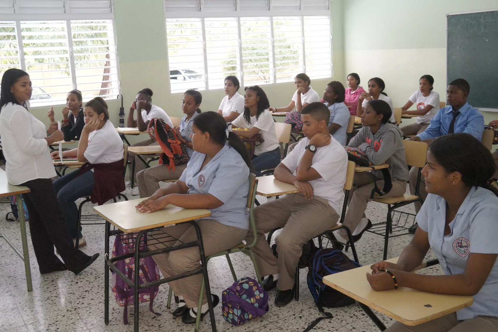 Escuelas inician el año escolar con una buena asistencia de estudiantes