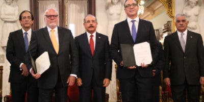 HIT recibe reconocimiento por liderazgo en el desarrollo de infraestructuras