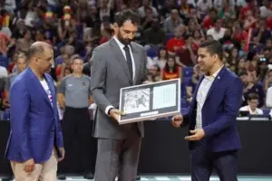 El baloncesto rinde tributo en Madrid al legendario ‘Chicho’ Sibilio