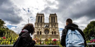 El Gobierno alerta del riesgo “persistente” de hundimiento en Notre Dame