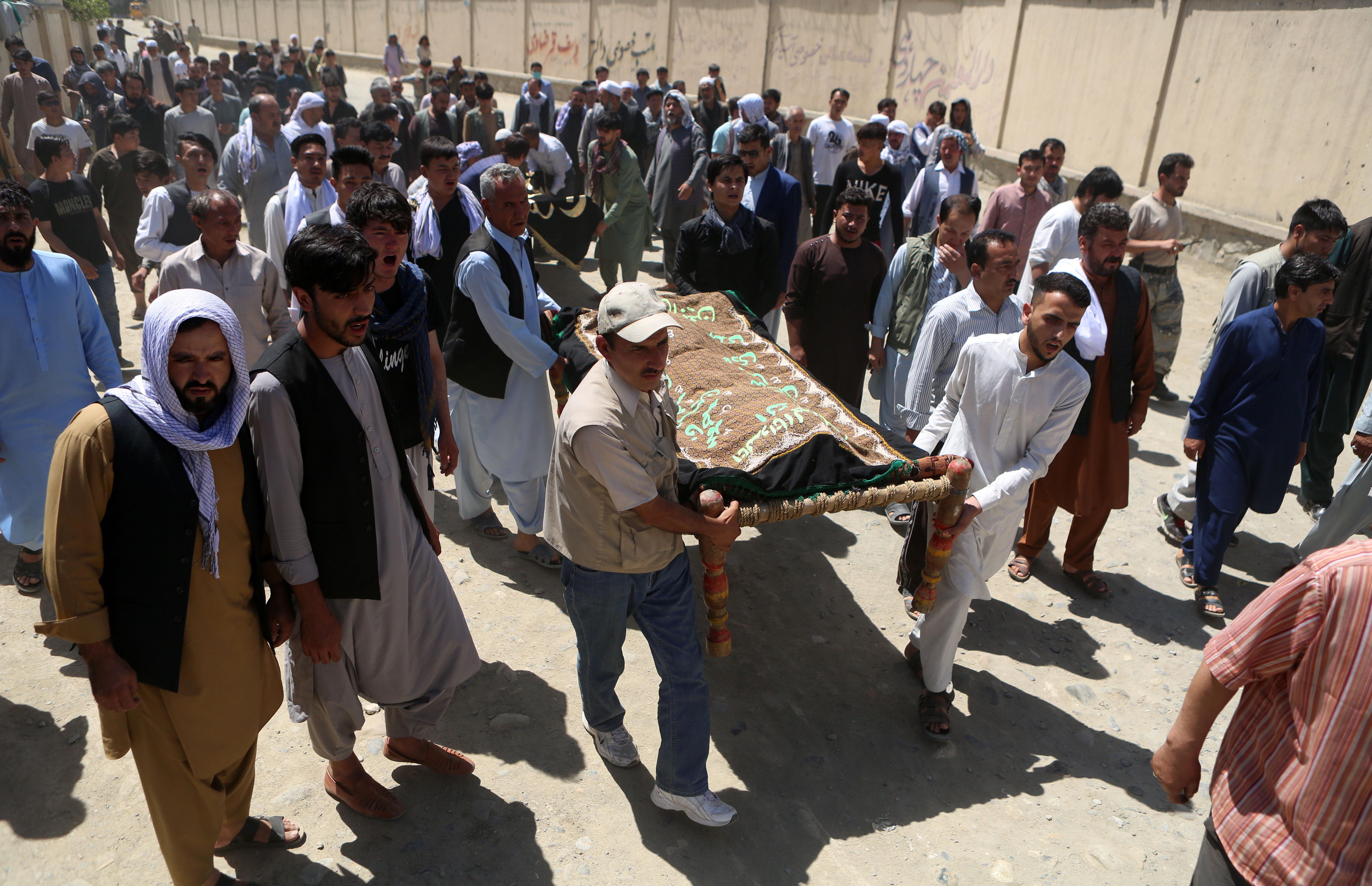 Estado Islámico tiñe de rojo una boda en Kabul con un ataque que deja 63 muertos