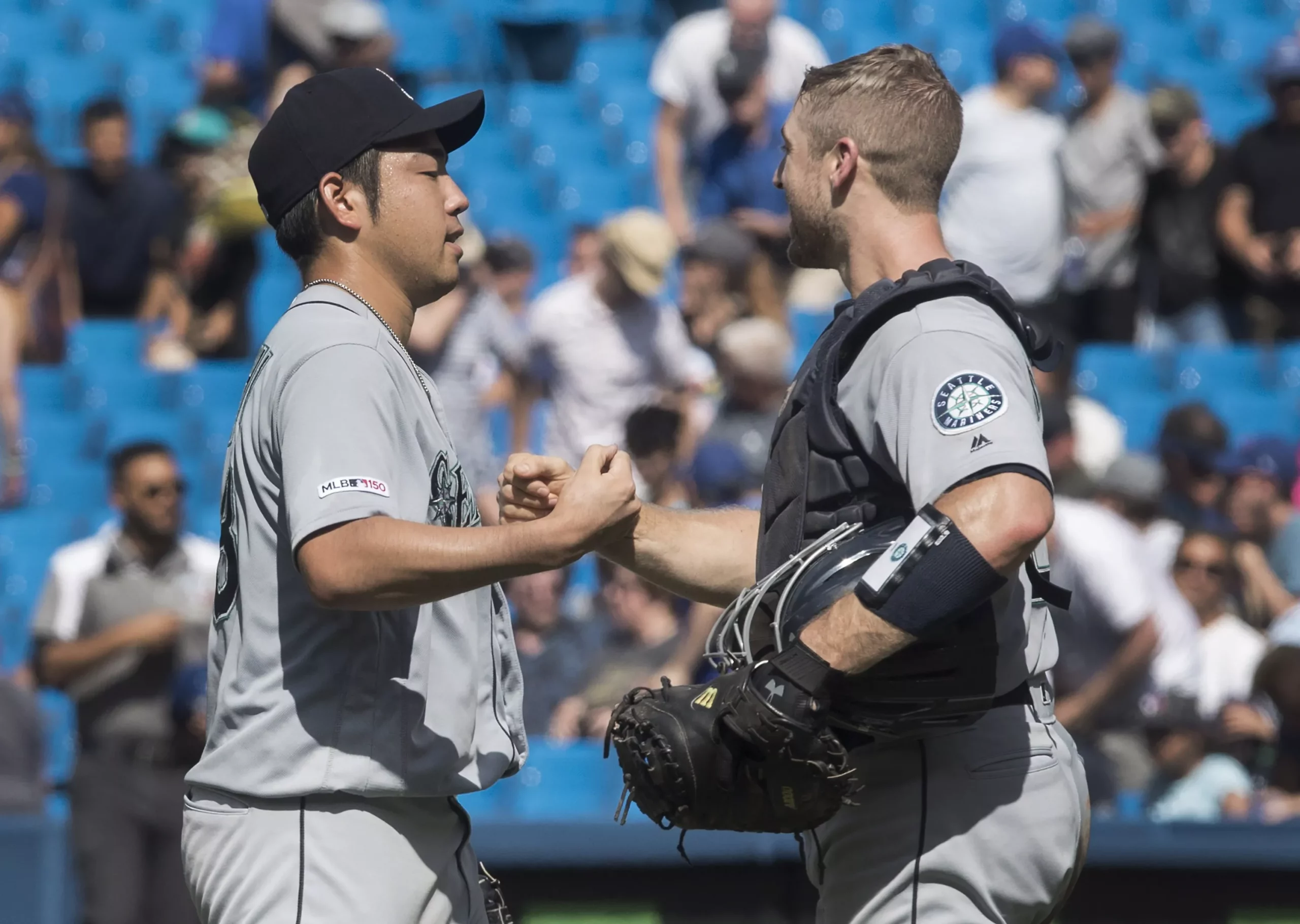 Yusei  Kikuchi lanza primera blanqueada y Marineros ganan