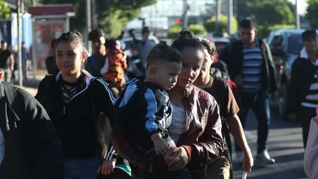 México sigue deportación de ciudadanos salvadoreños