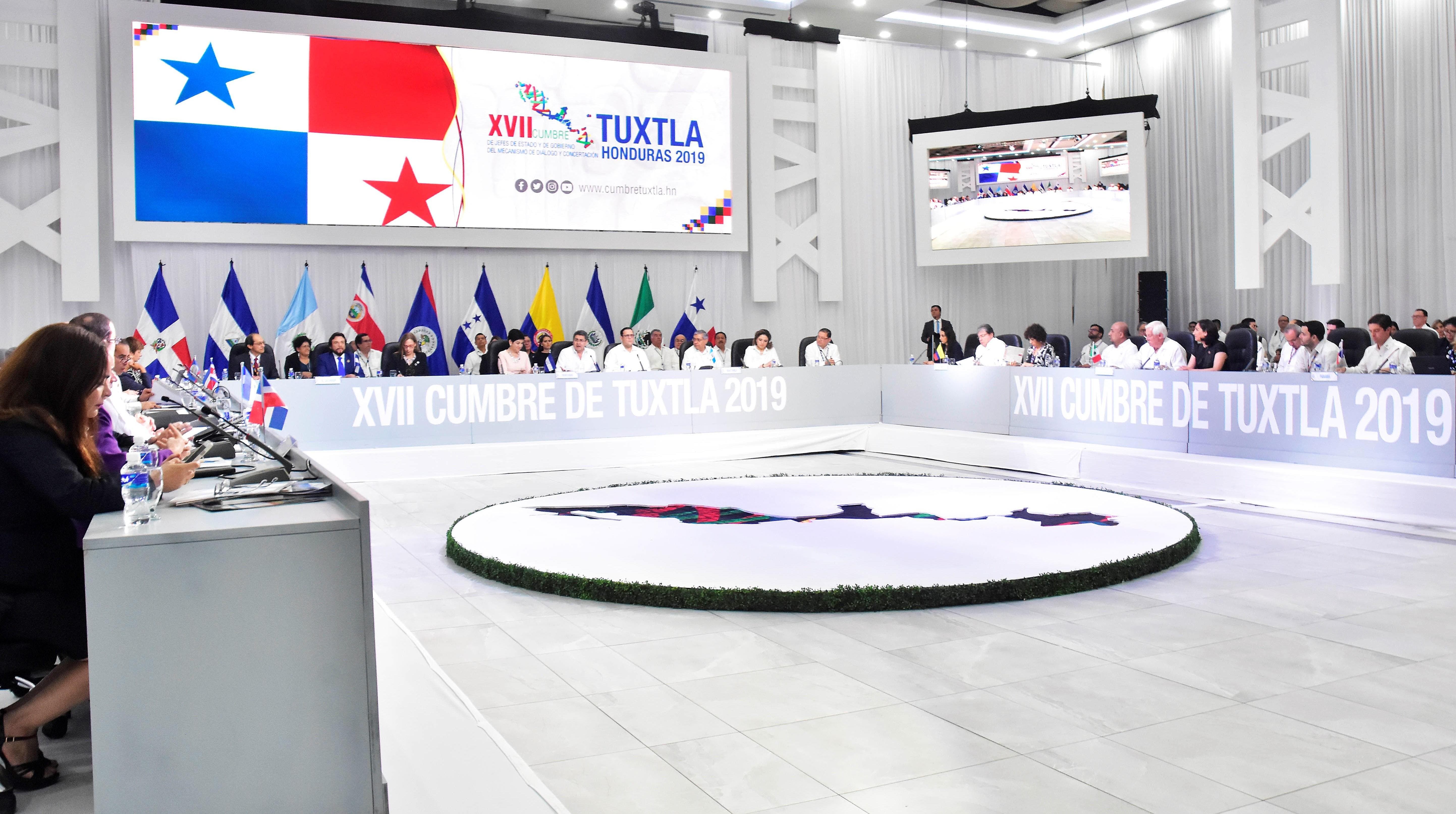 Presidente hondureño instala reunión de cancilleres del Mecanismo Tuxtla