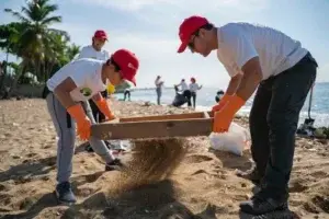 Bancamérica se une a limpieza de playas