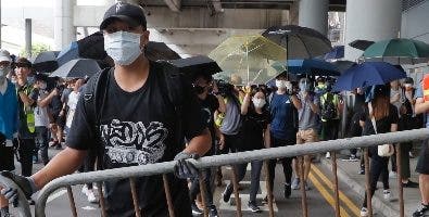 Enfrentamientos en Hong Kong; hay cinco personas muy graves
