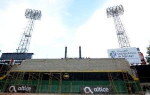 Nueva pared del estadio Cibao será un reto para bateadores