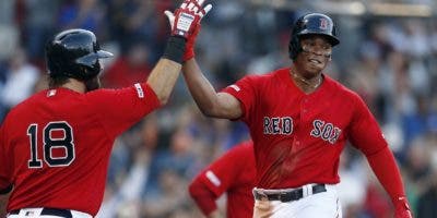 Rafael Devers llega a 200 hits; Aquino da jonrón 19