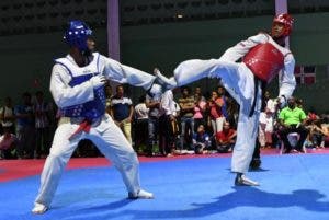 Unev gana taekwondo Juegos Universitarios