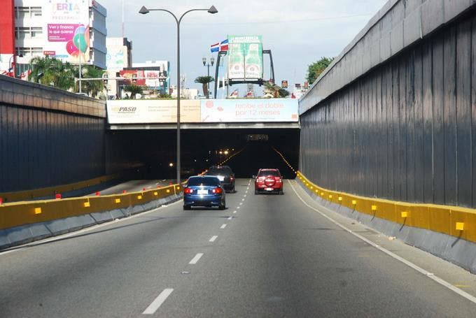 Obras Públicas anuncia cierre de pasos a desnivel del Gran Santo Domingo