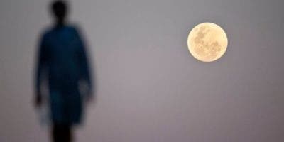 Cómo las fases de la Luna alteran nuestro comportamiento y afectan nuestra salud mental