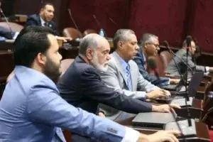 Diputados convierten en ley otorgamiento de la fuerza pública para embargos