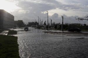 Prevén fuertes lluvias e inundaciones tras el paso de Karen por Puerto Rico