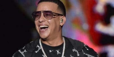 Daddy Yankee y Farruko cierran Verano Presidente