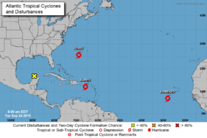 Karen descarga fuerte lluvia en Puerto Rico