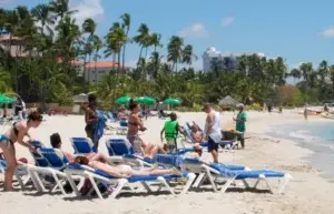 FBI: turistas murieron por causas naturales