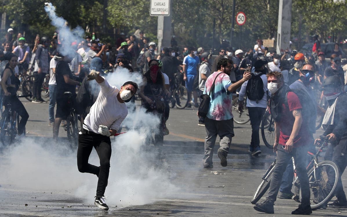 Las protestas surgen en contra de la carestía y la desigualdad social en Chile.