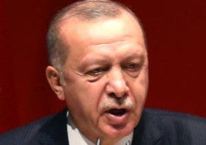 Erdogan amenaza con enviar refugiados a UE