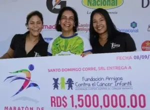 Amigos Contra el Cáncer Infantil recibe donativo