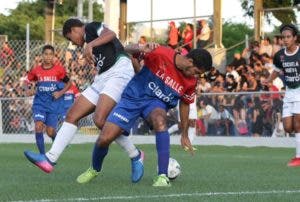 Colegios triunfan en Copa de Fútsal