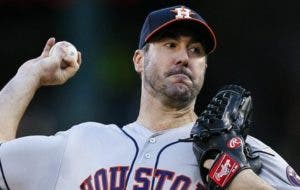 Verlander vuelve a lanzar después de someterse a cirugía Tommy John