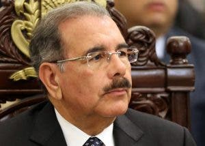 Piden al Parlacen despojar de inmunidad al expresidente Danilo Medina