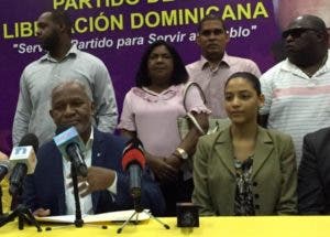 Melanio Paredes pide le cuenten sus votos