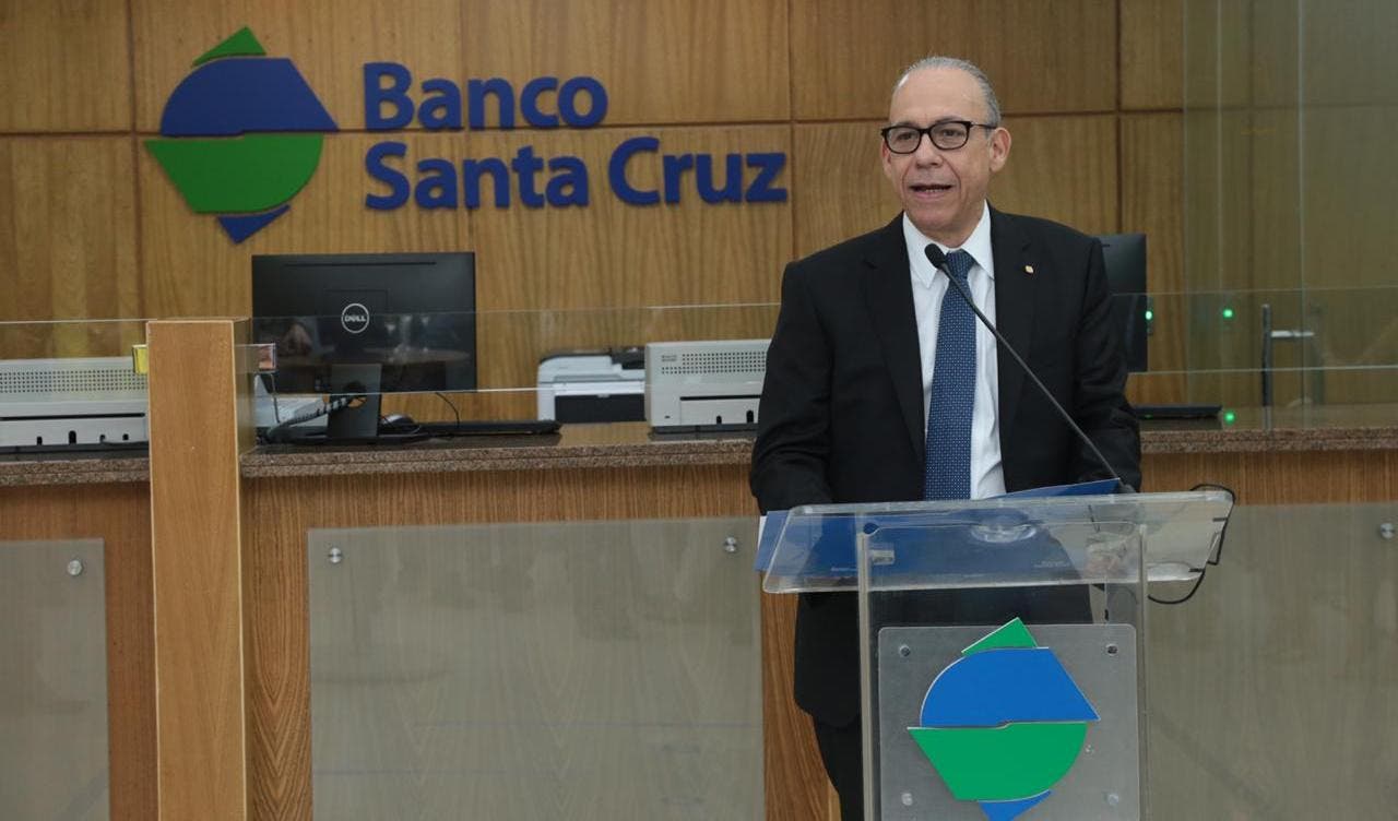 Banco Santa Cruz lleva educación  financiera a Semana Mipymes