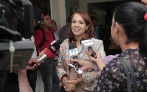 Karen Ricardo dice espera informe para fijar posición sobre primarias en Santo Domingo Este