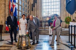 Isfodosu rinde homenaje a Salomé Ureña en 169 aniversario de su natalicio