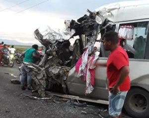 Al menos dos muertos y varios heridos deja accidente en carretera Montecristí-Dajabón