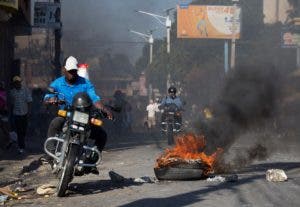 Al menos un muerto y un herido durante las protestas en Haití