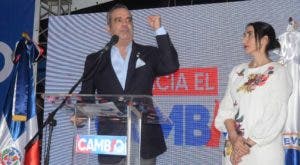 Luis Abinader se declara ganador de las primarias por el PRM