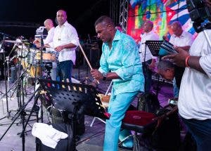 El Canario cierra en grande el Dominican Jazz Festival  Cabarete