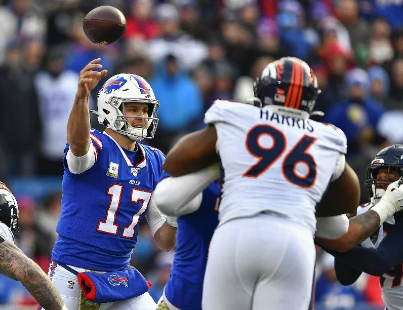 Allen lanza para 2 touchdowns y Bills ganan a Broncos