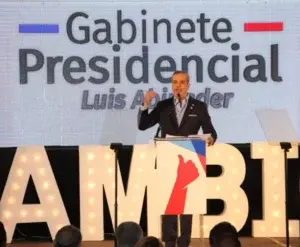 Abinader propone cambiar clientelismo por derechos