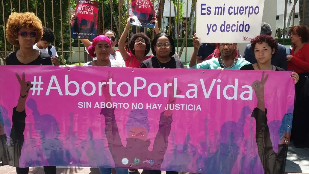 Entidad favorece tres causales a aborto