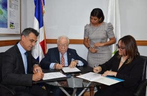 Ministerio de Energía y Minas realizará obras sociales junto a CORMIDOM