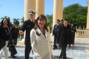 Jefe del Comando Sur de EEUU visita al presidente Medina en el Palacio