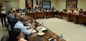 Comité Político del PLD está reunido; tratarán temas de la campaña electoral